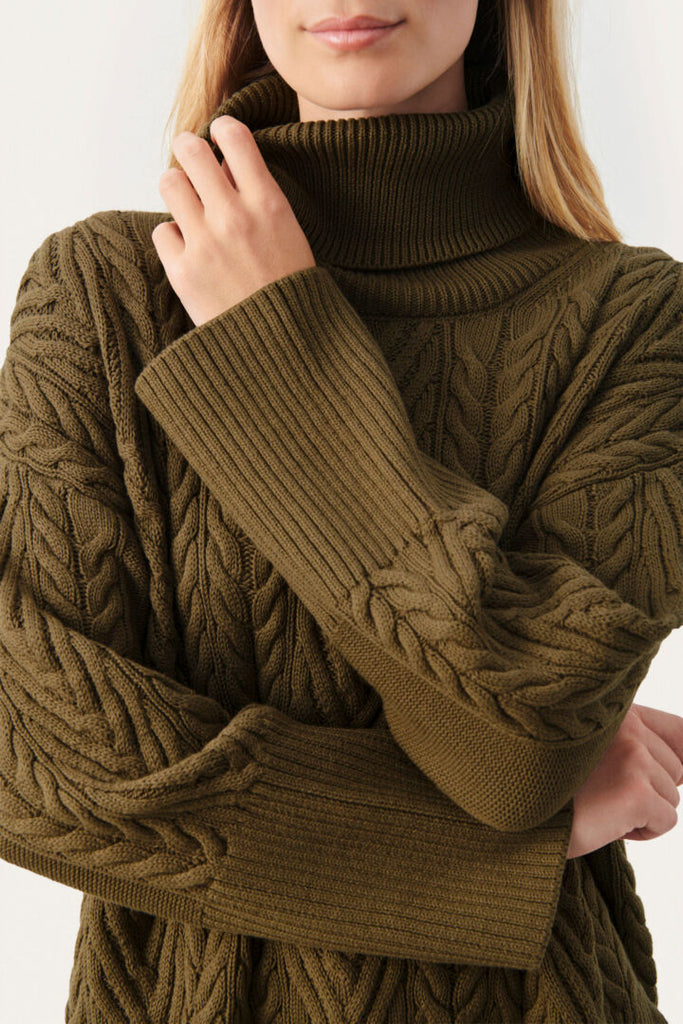 RENNAH TURTLENECK (CAPERS) - PART TWO