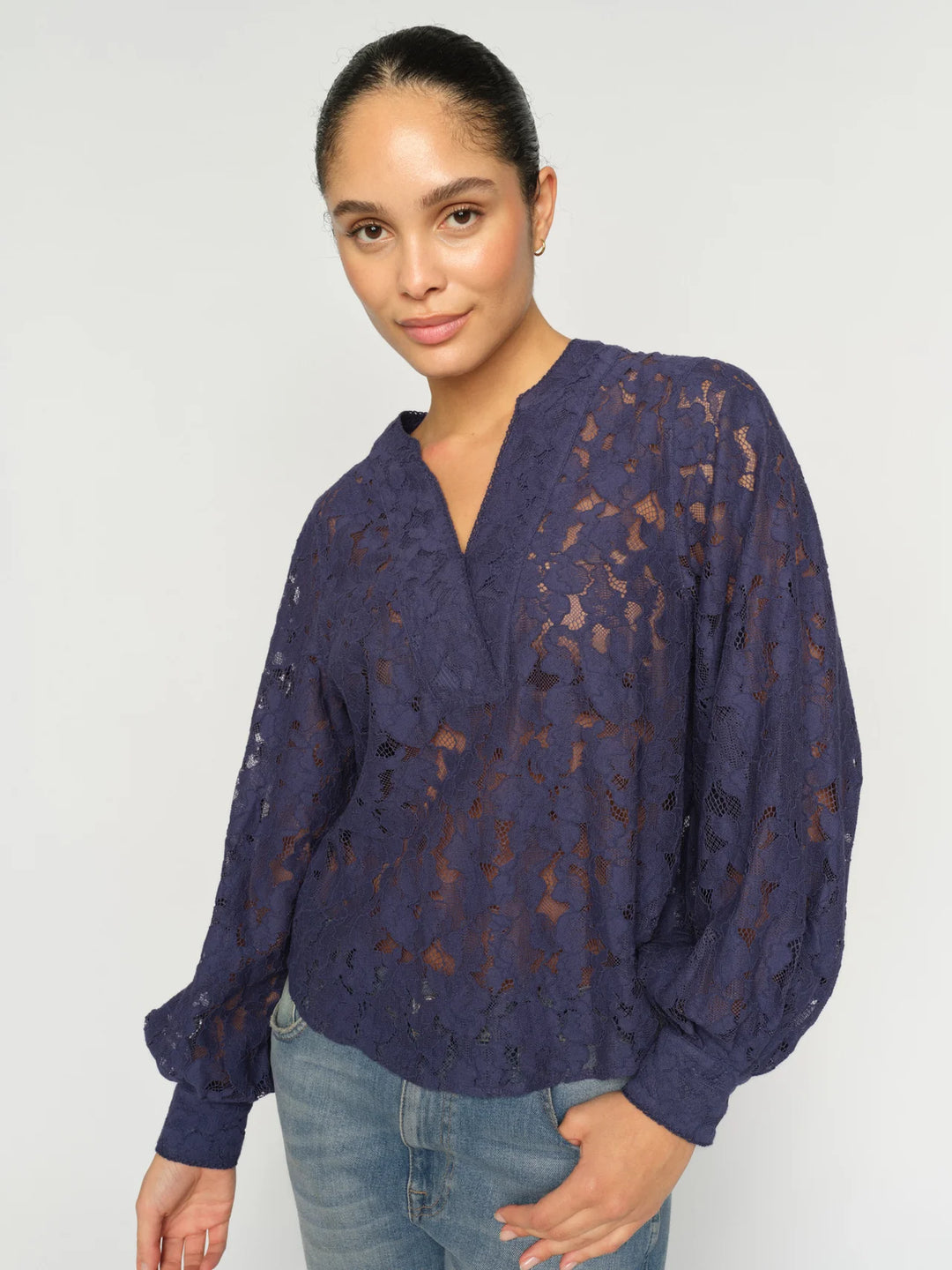 YEN RIVER LACE BLOUSE (CROWN BLUE) - MOS MOSH