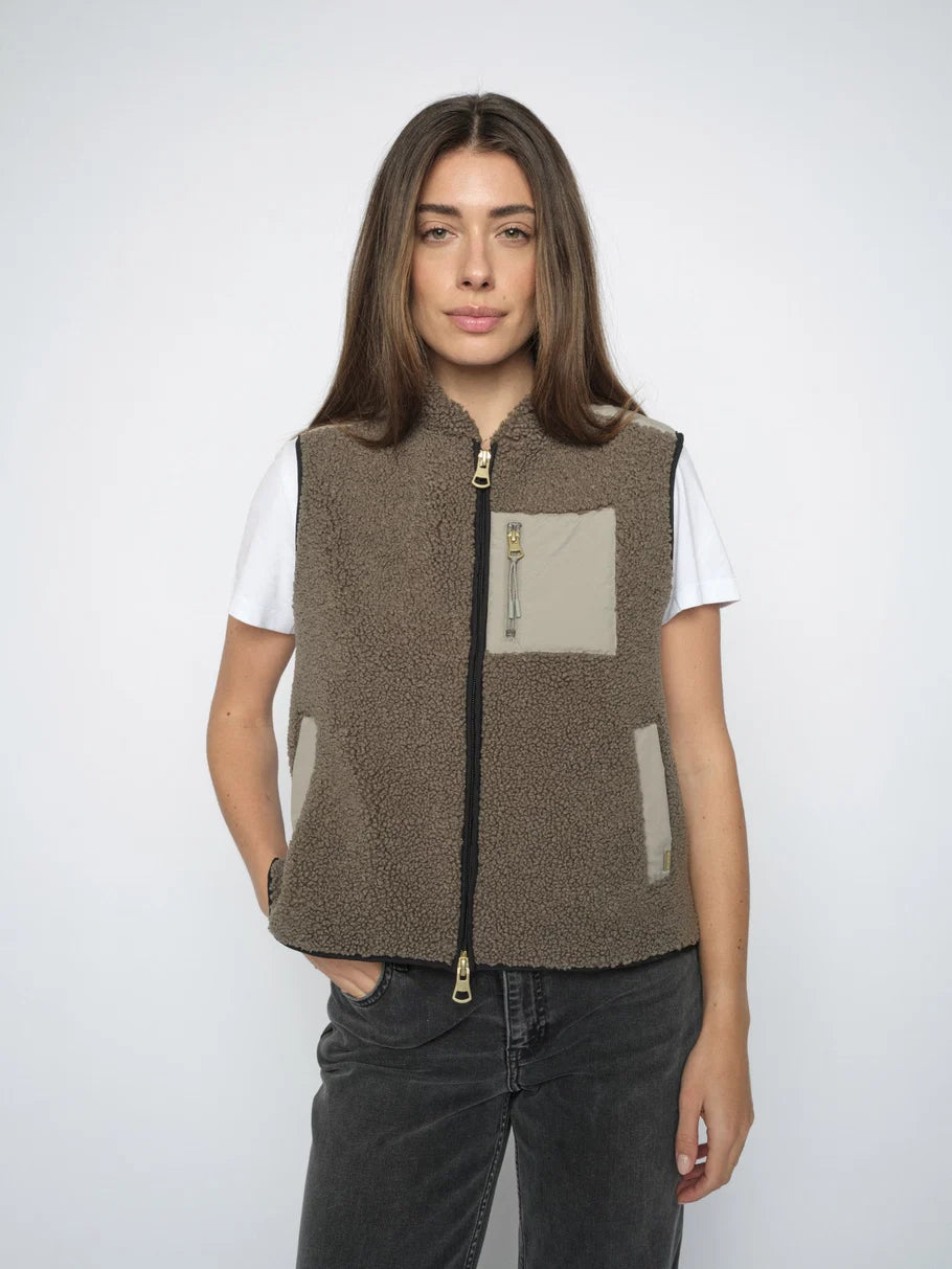 ROWE ELI TEDDY VEST (DUSTY OLIVE) - MOS MOSH