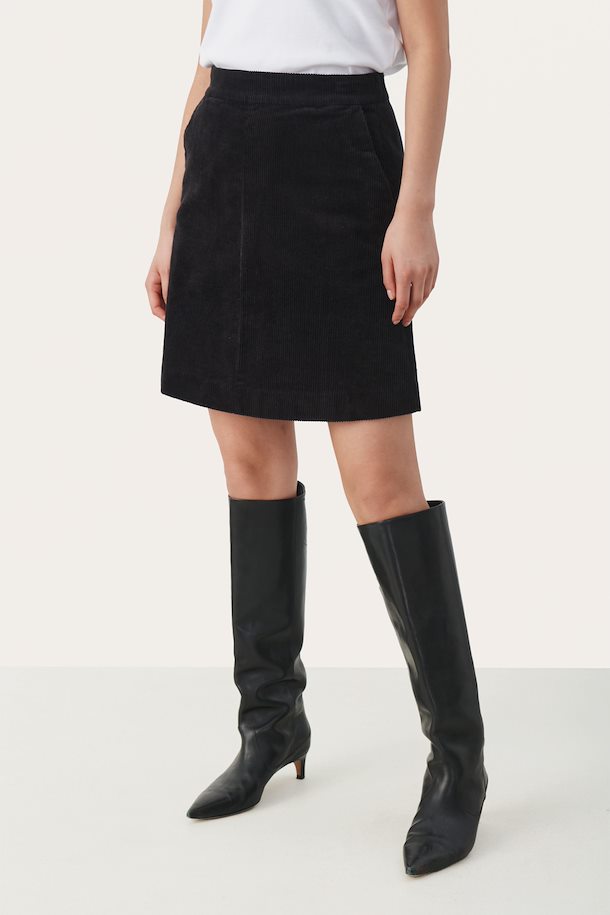 LINGS CORDUROY SKIRT - PART TWO