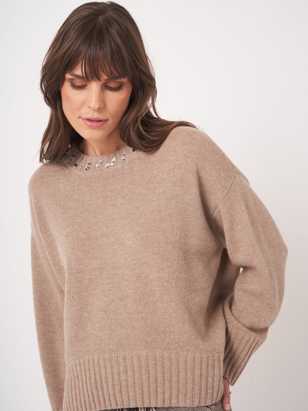 BABY WOOL KNITTED PULLOVER WITH JEWEL COLLAR - REPEAT