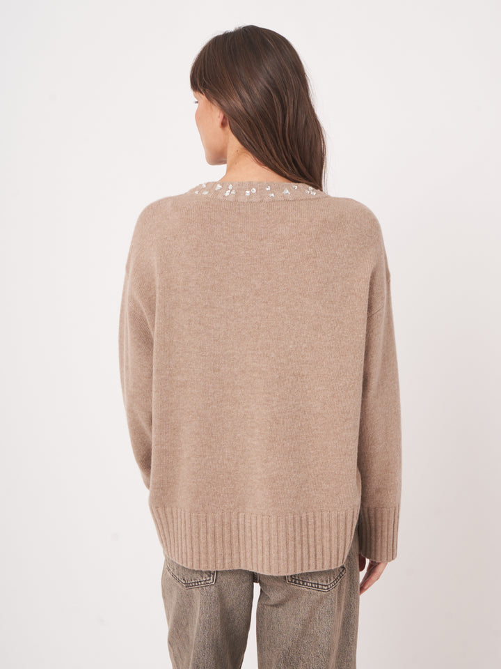 BABY WOOL KNITTED PULLOVER WITH JEWEL COLLAR - REPEAT