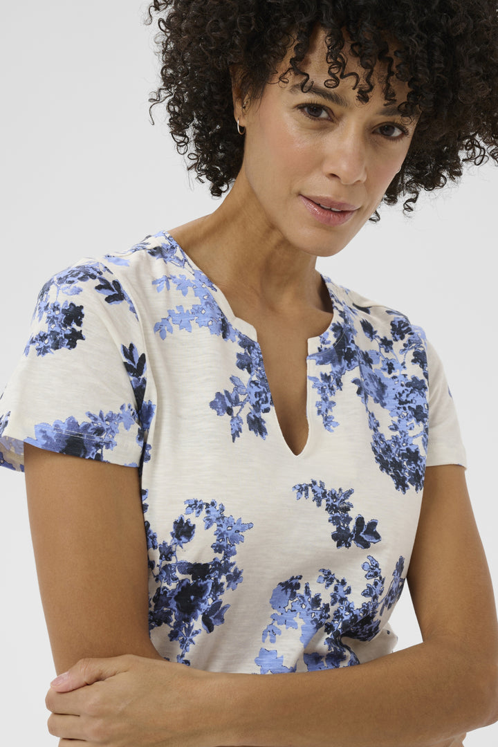 GESINAS T-SHIRT (BLUE SHADOW FLOWERS) - PART TWO