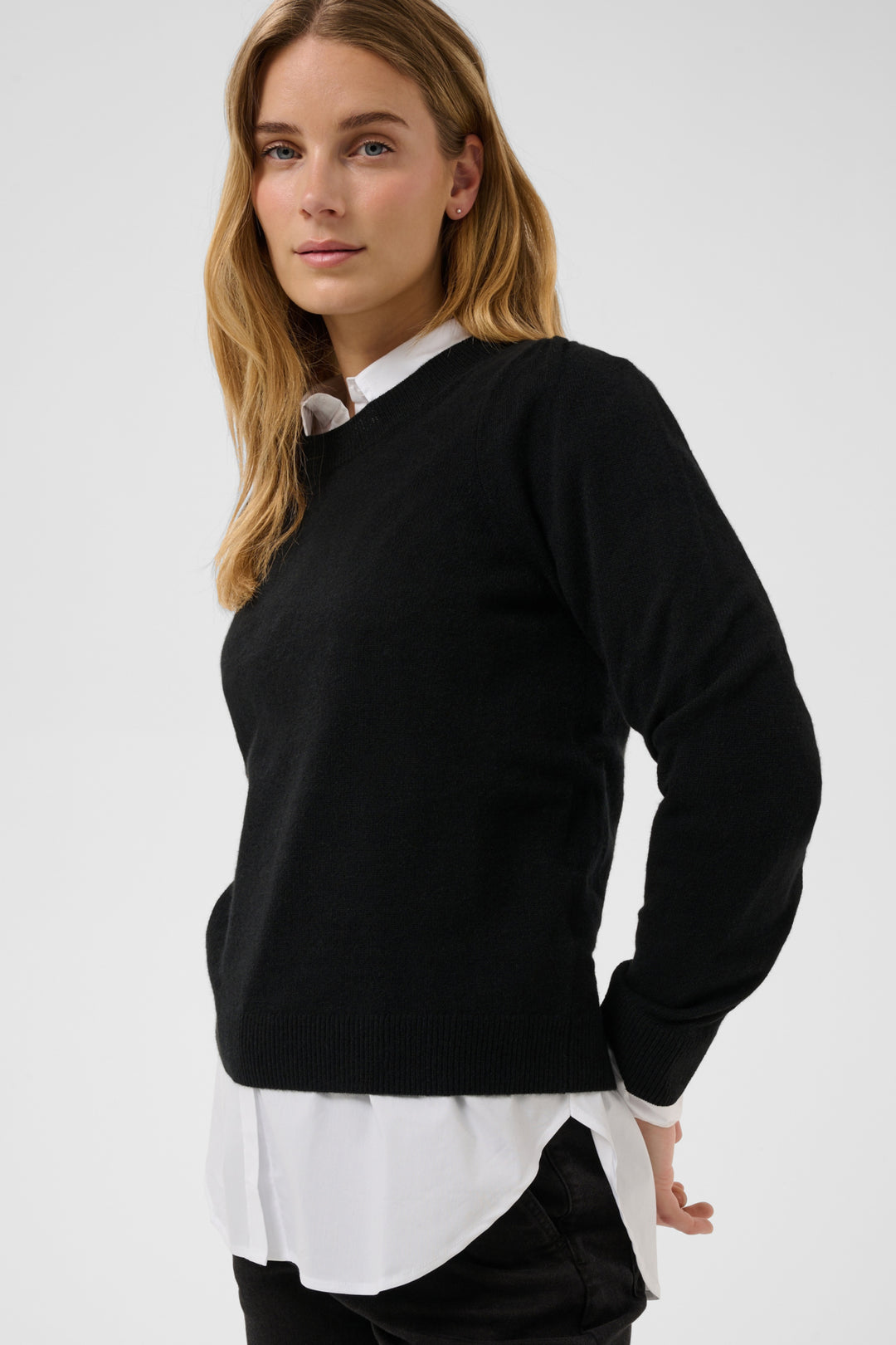 EVINA PULLOVER (BLACK) - PART TWO