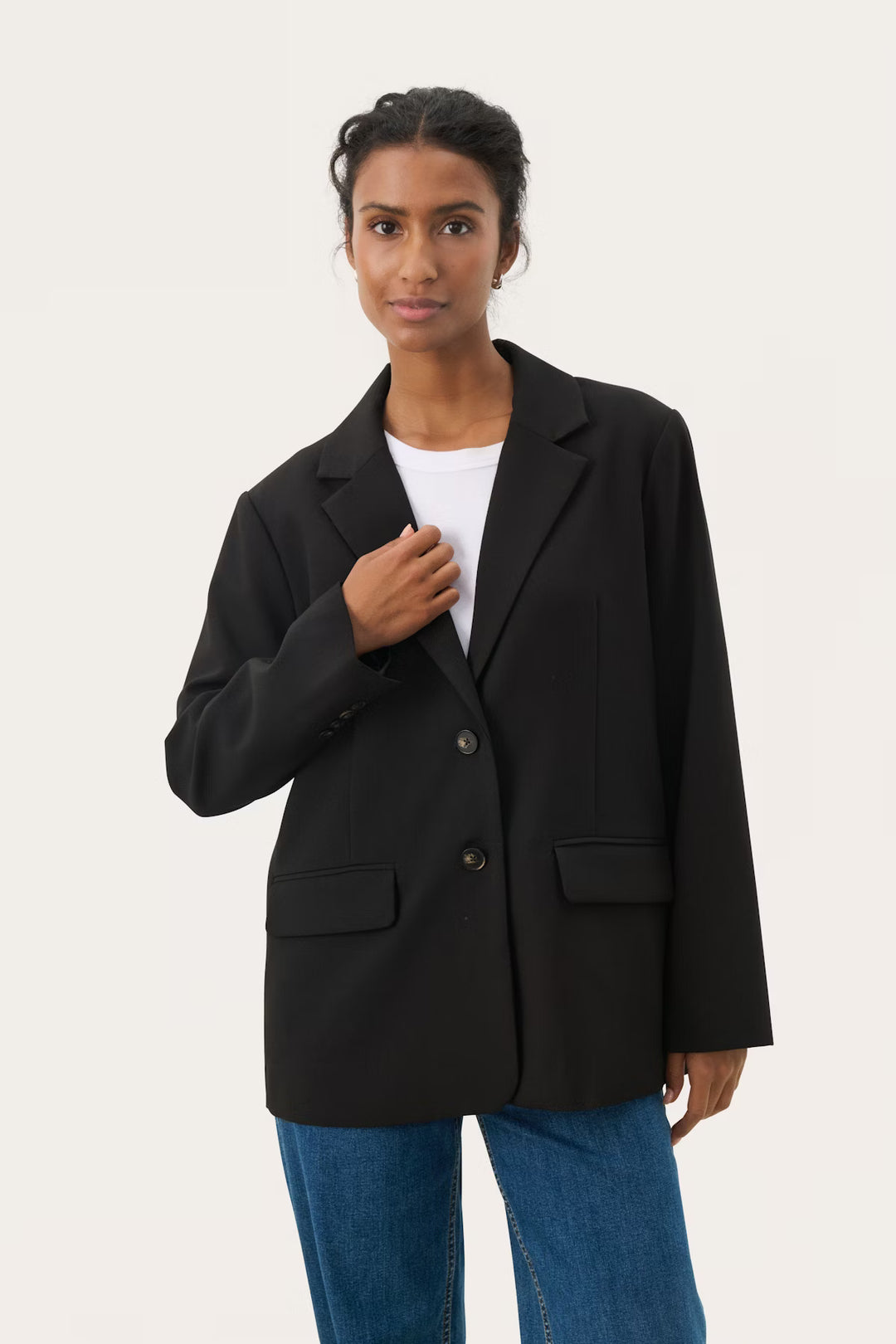 NARA BLAZER (BLACK) - PART TWO
