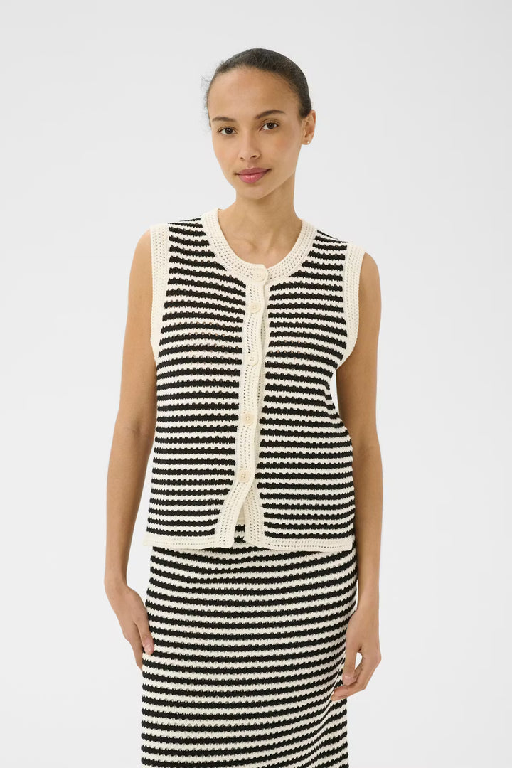 BROOKI CROCHET VEST (BLACK AND WHITE) - PART TWO
