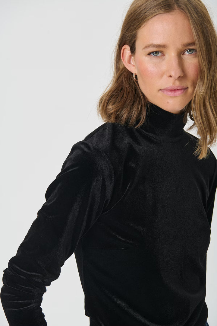 MONE VELVET TURTLENECK PULLOVER - PART TWO