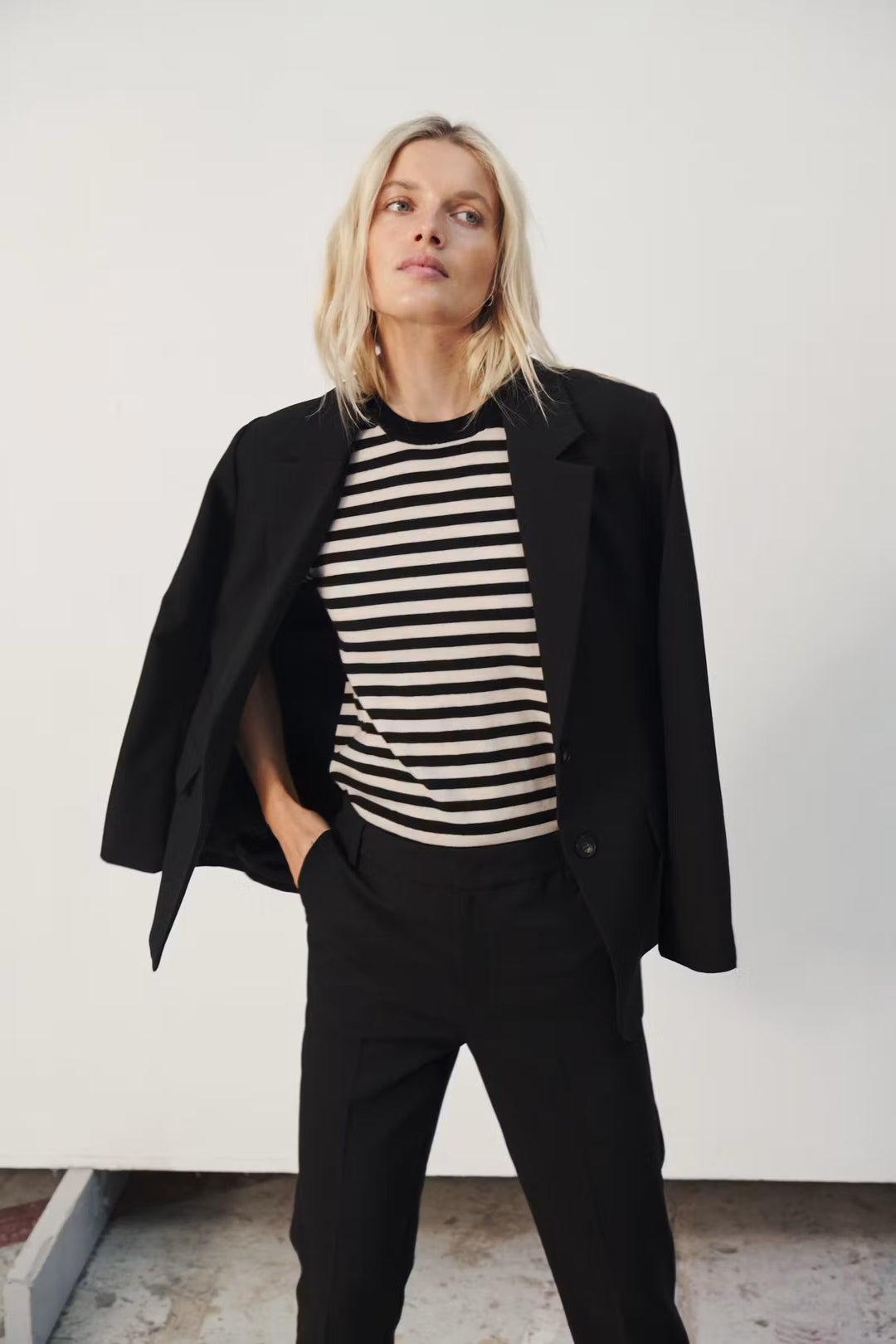 NARA CLASSIC BLAZER (BLACK) - PART TWO