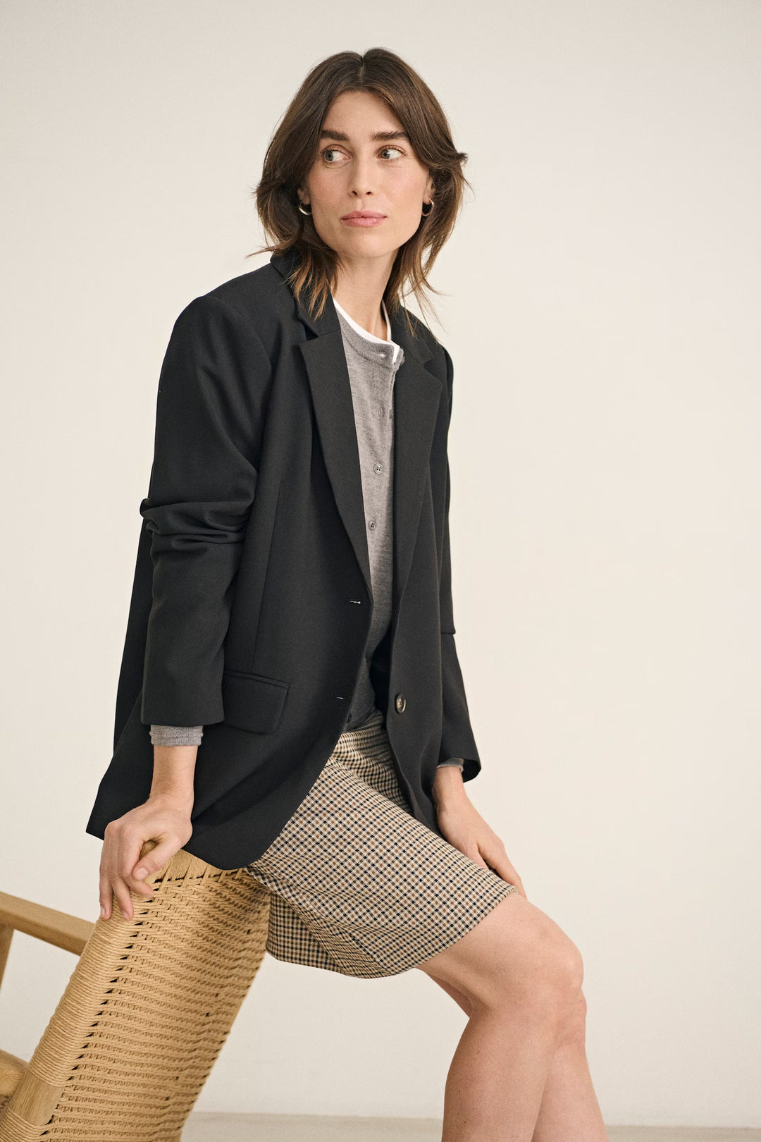 NARA BLAZER (BLACK) - PART TWO