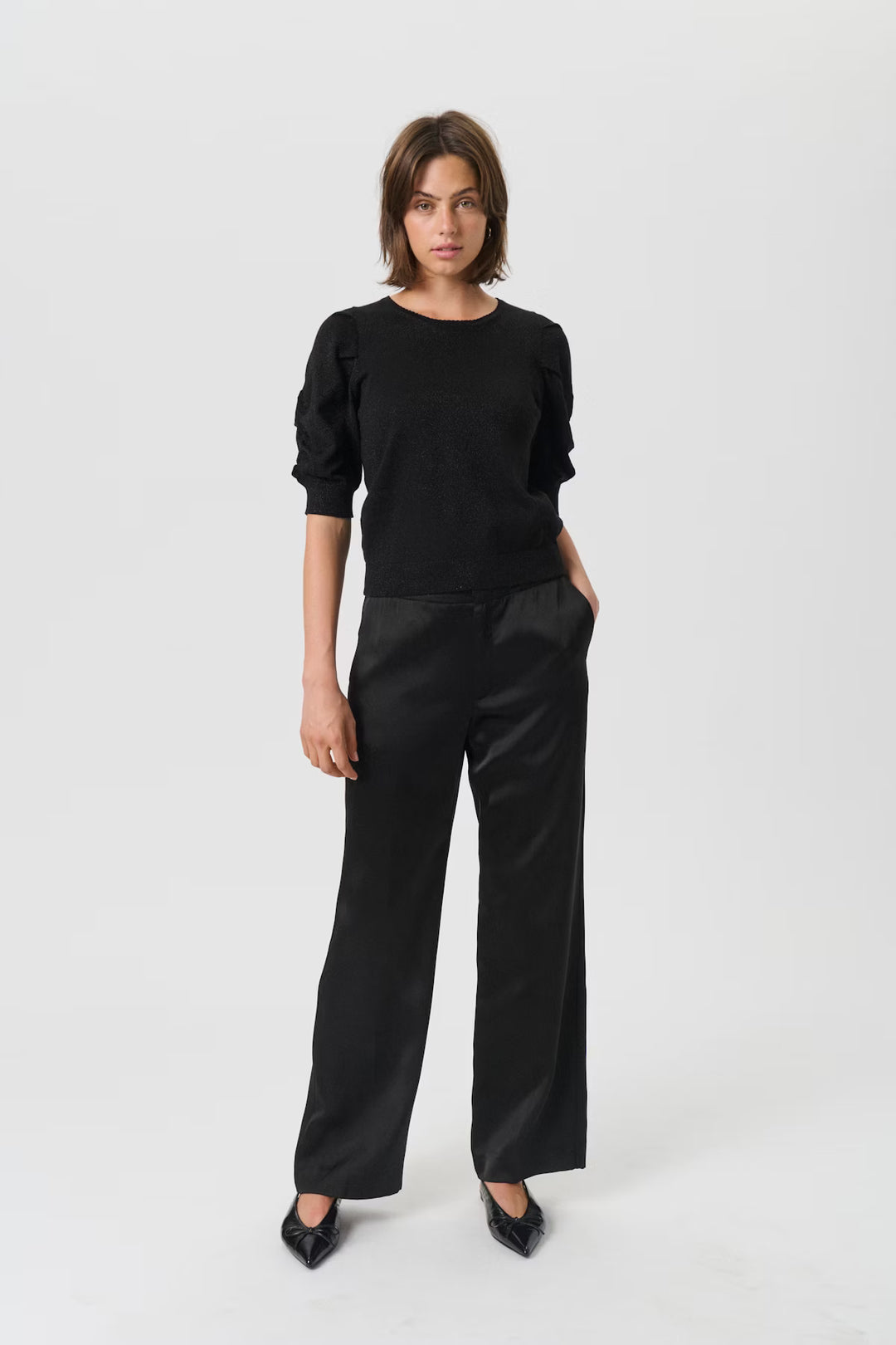VARAIA PULLOVER BLOUSE (BLACK)- PART TWO