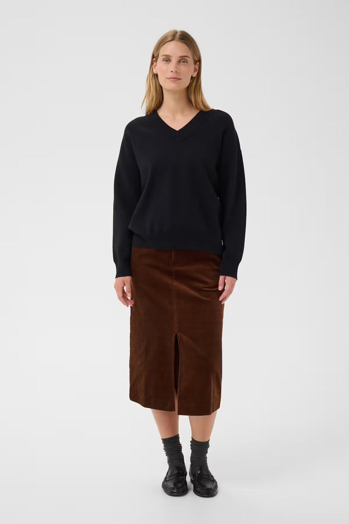CHANTALLY V-NECK PULLOVER (BLACK) - PART TWO