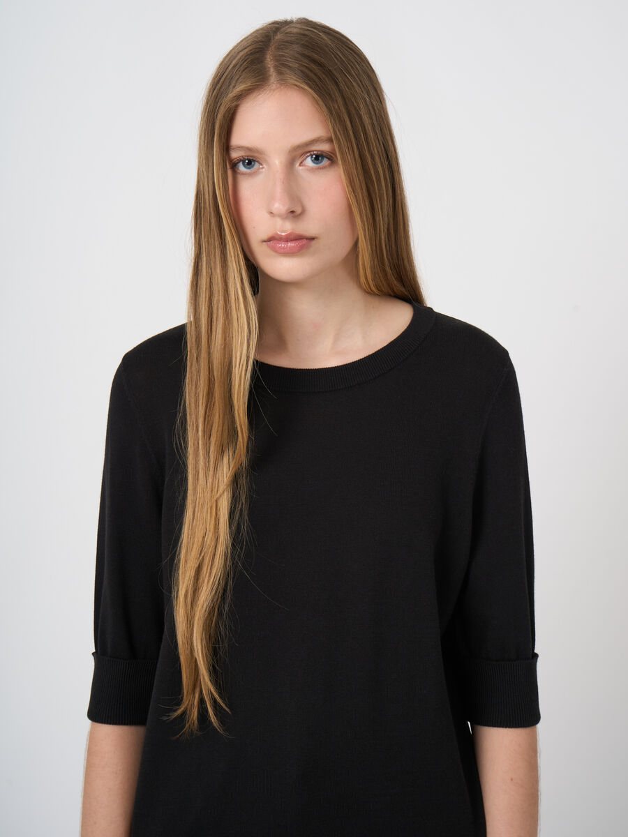 COTTON BLEND FINE KNIT SHORT SLEEVE SWEATER (BLACK) - REPEAT