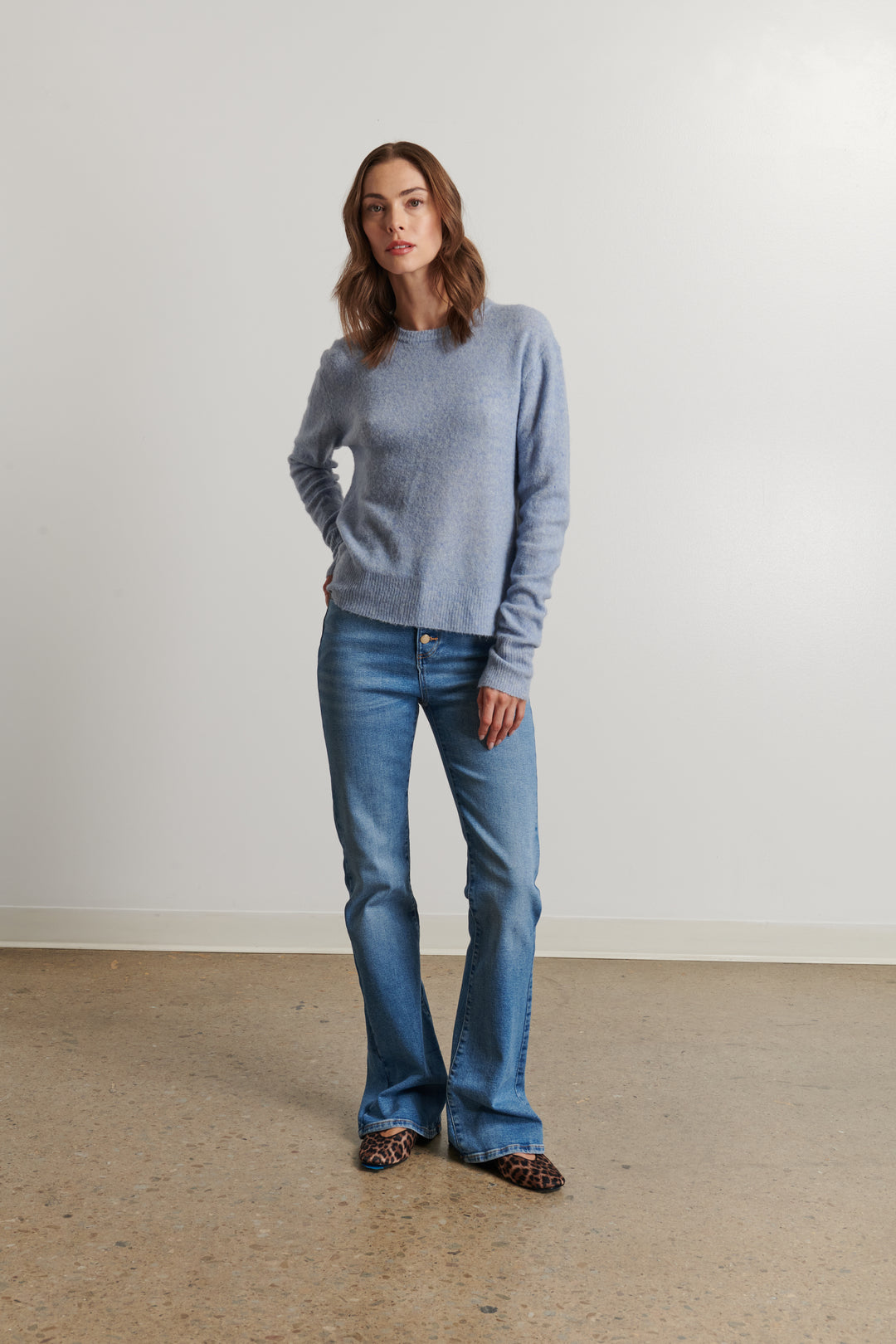 CECY CREW NECK SWEATER - LINE