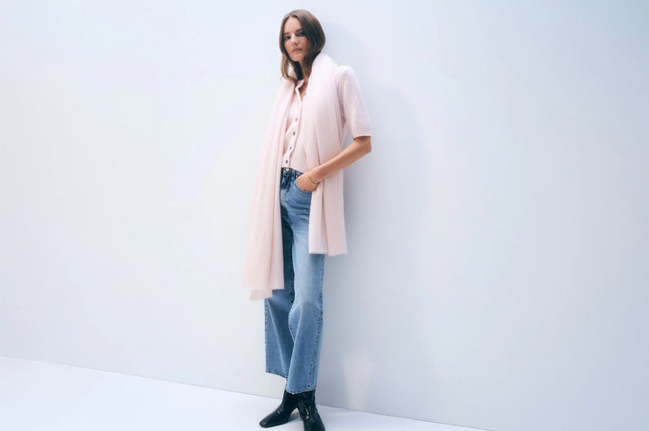 CASHMERE TRAVEL WRAP (PINK SAND) - WHITE + WARREN
