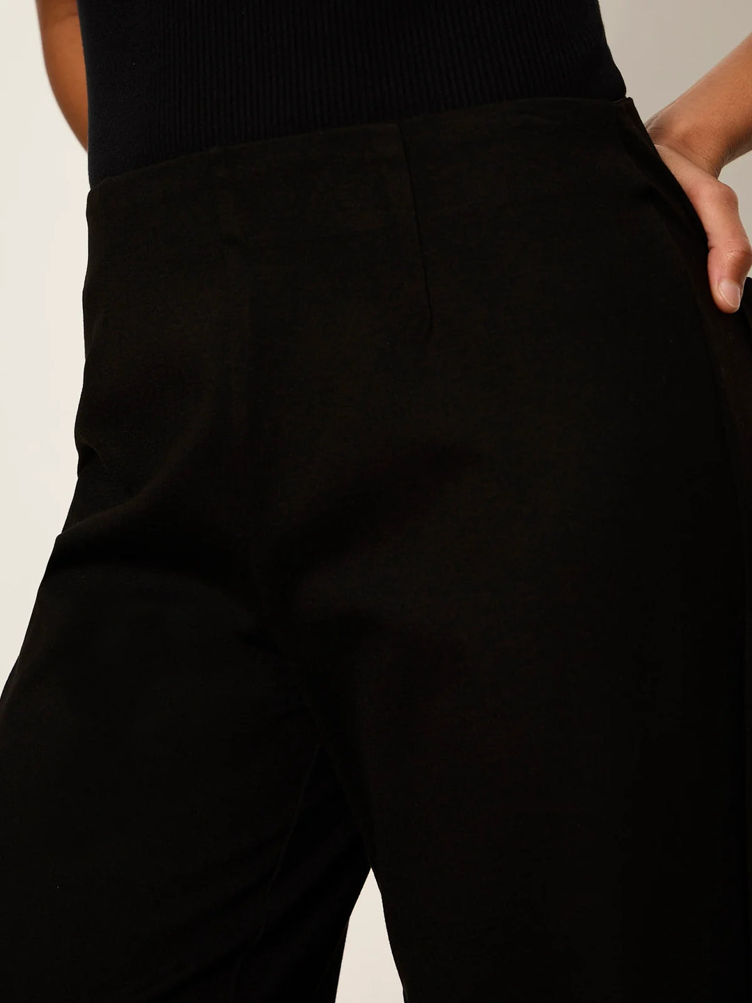 RELAY PULL ON PANT (BLACK) - SANCTUARY
