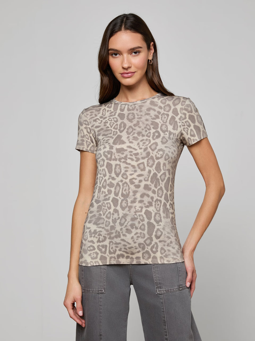RESSI SHORT SLEEVE CREW (GREY MULTI PATCH LEOPARD) - L'AGENCE