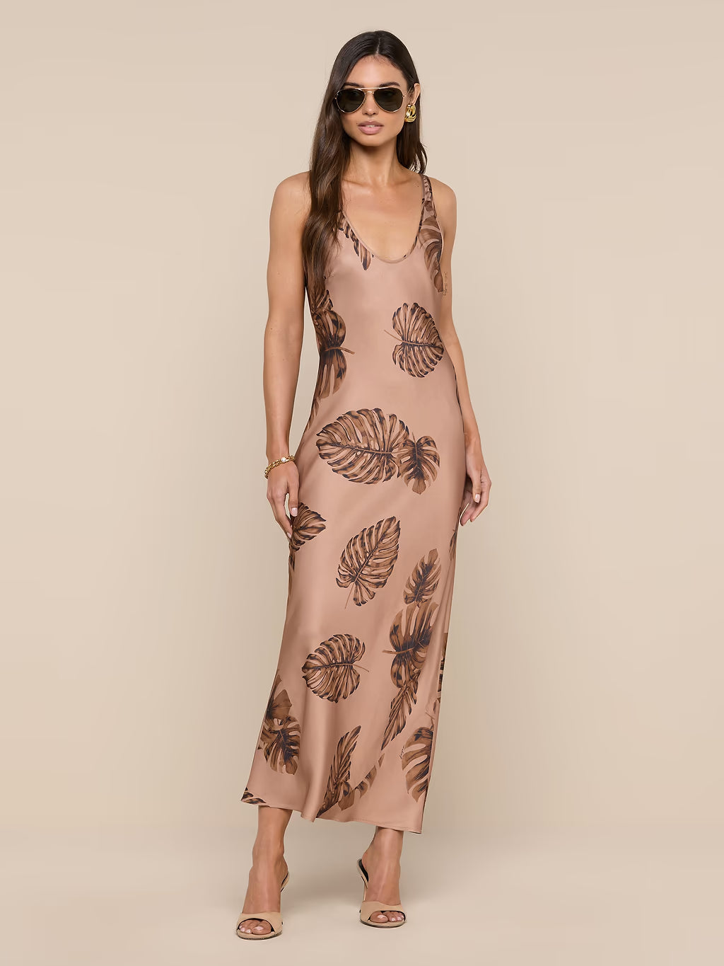 AKIYA SATIN MAXI DRESS (HAZELNUT MULTI LARGE PALM) - L'AGENCE