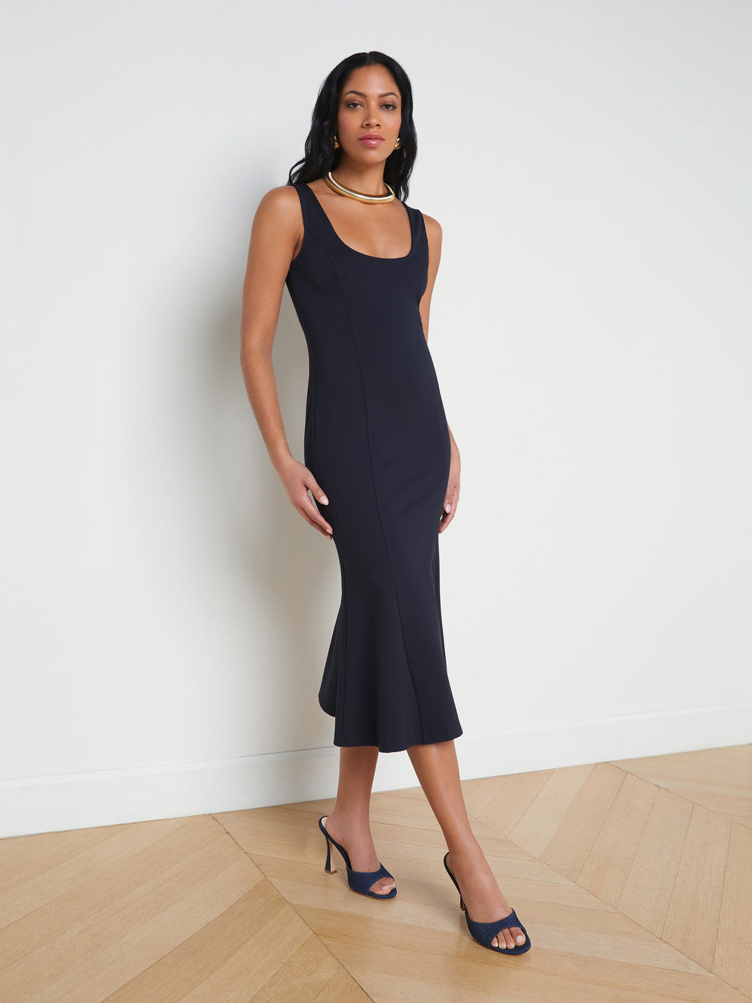 BISOUS FLARED SLEEVELESS DRESS (MIDNIGHT) - L'AGENCE