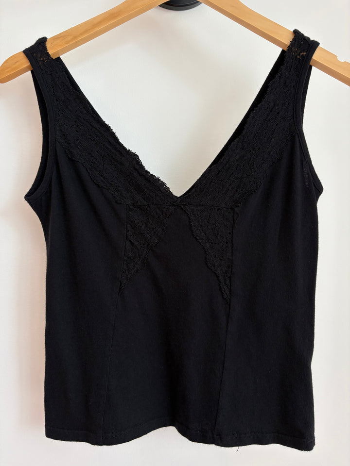 HANNAH VINTAGE VELVET TOP (BLACK) - VELVET