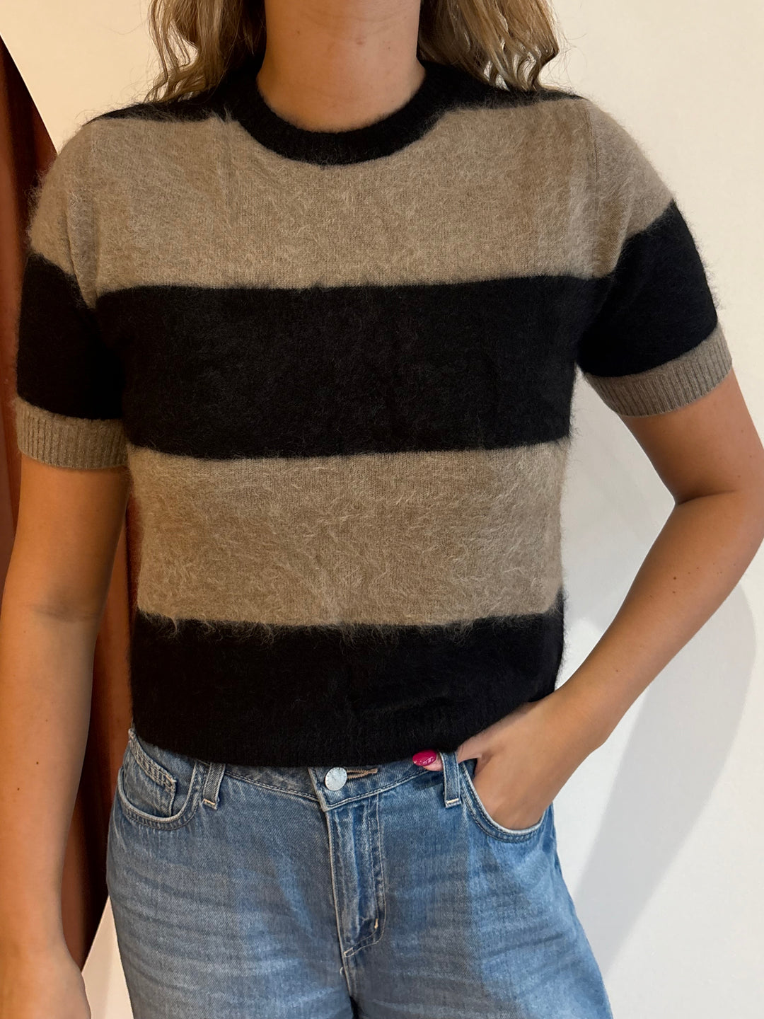 RUGBY STRIPED CROPPED S/S CREW (BLACK/TOAST) - AUTUMN CASHMERE