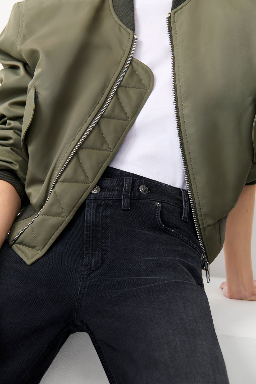 BAGGY ASYMMETRICAL JEAN (URBAN JET WASH) - CAMBIO