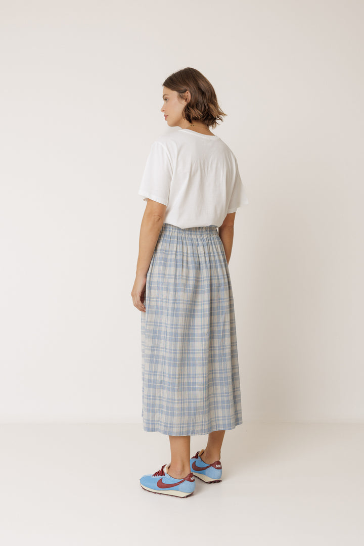 GINGHAM SMOCKED WAIST MIDI SKIRT (AZUL BRITANICO) - INDI&COLD