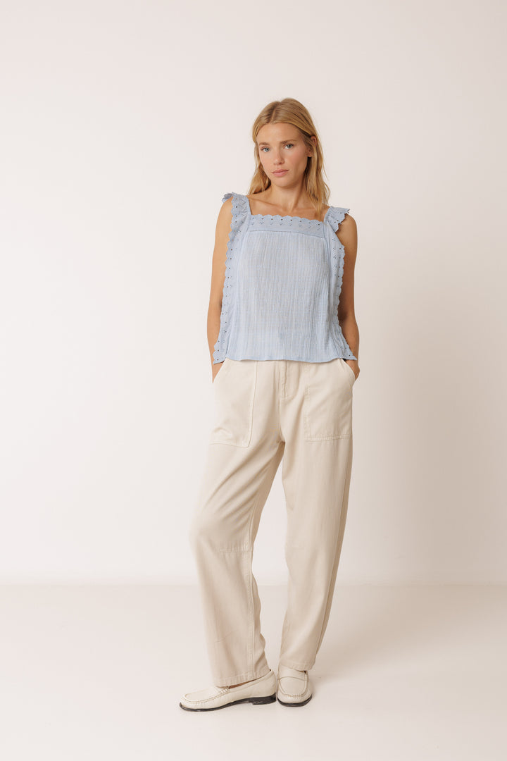 SCALLOPED COTTON TANK (CIELO) - INDI&COLD