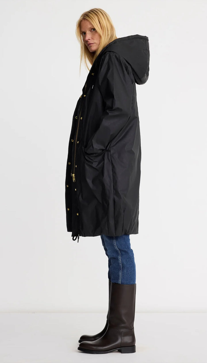 DARK AND STORMY COAT (BLACK) - SMYTHE