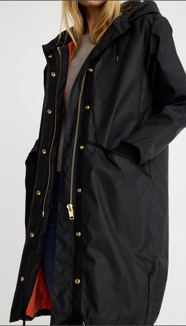 DARK AND STORMY COAT (BLACK) - SMYTHE