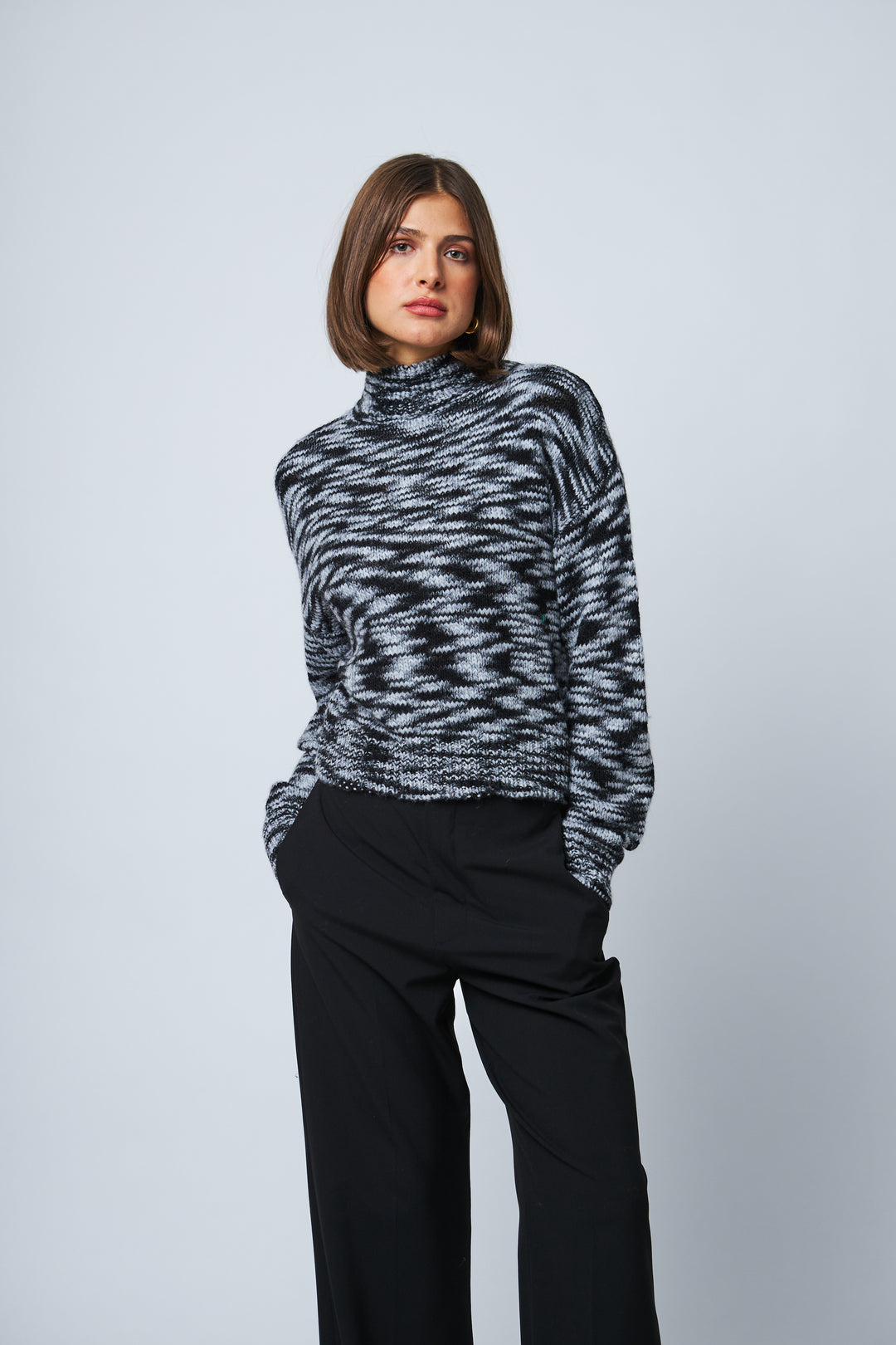CAMILLA ZIGZAG TURTLENECK (SALT & PEPPER) - LINE
