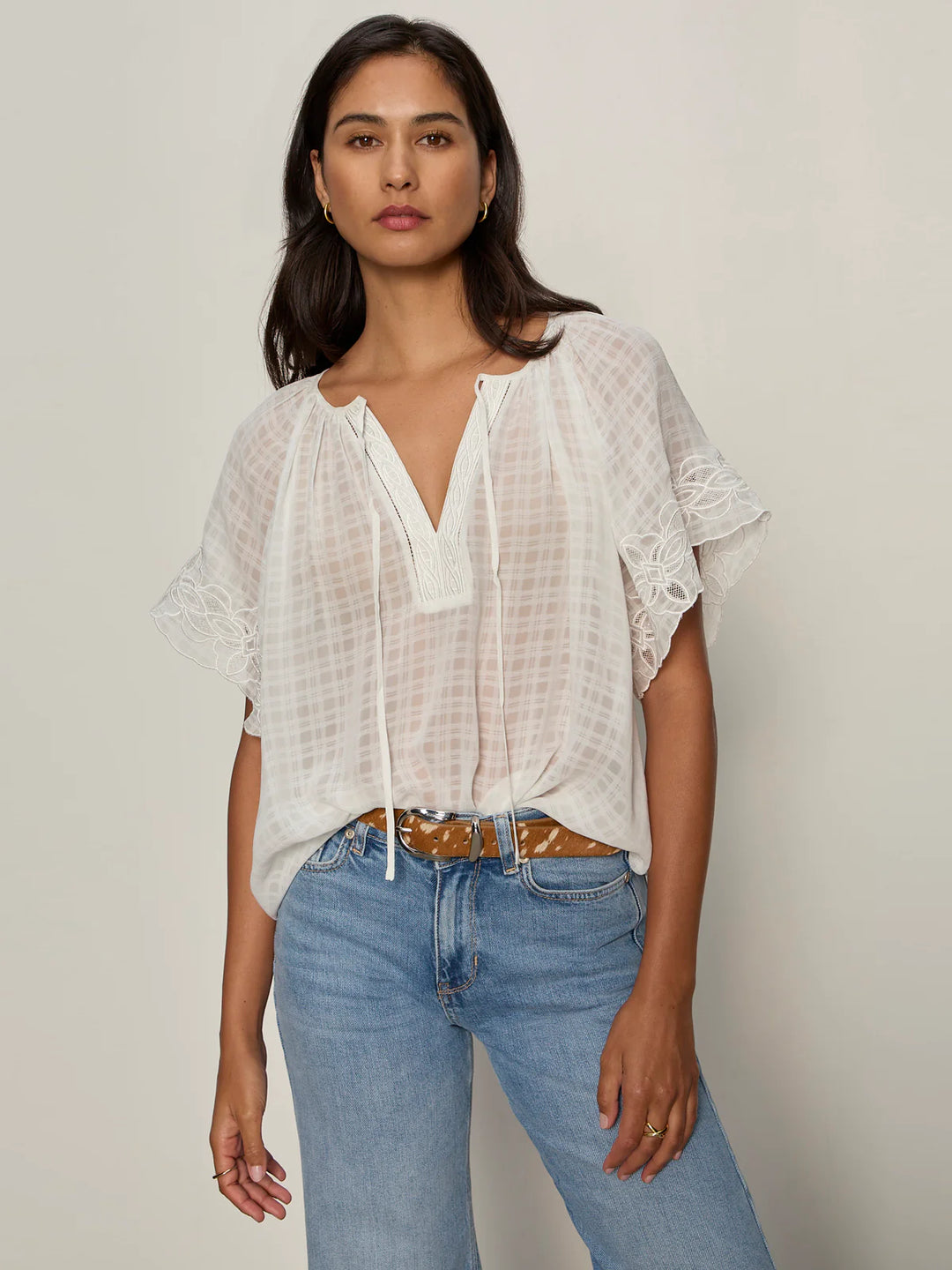 EASY BRUNCH EMBROIDERED BLOUSE (CHALK) - SANCTUARY