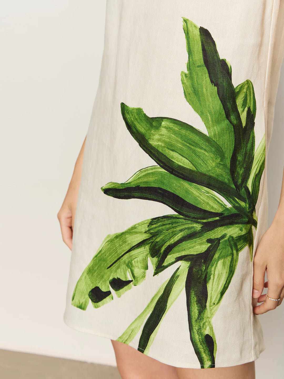 WAY TO BE LINEN SHIFT DRESS (PALMETTA) - SANCTUARY