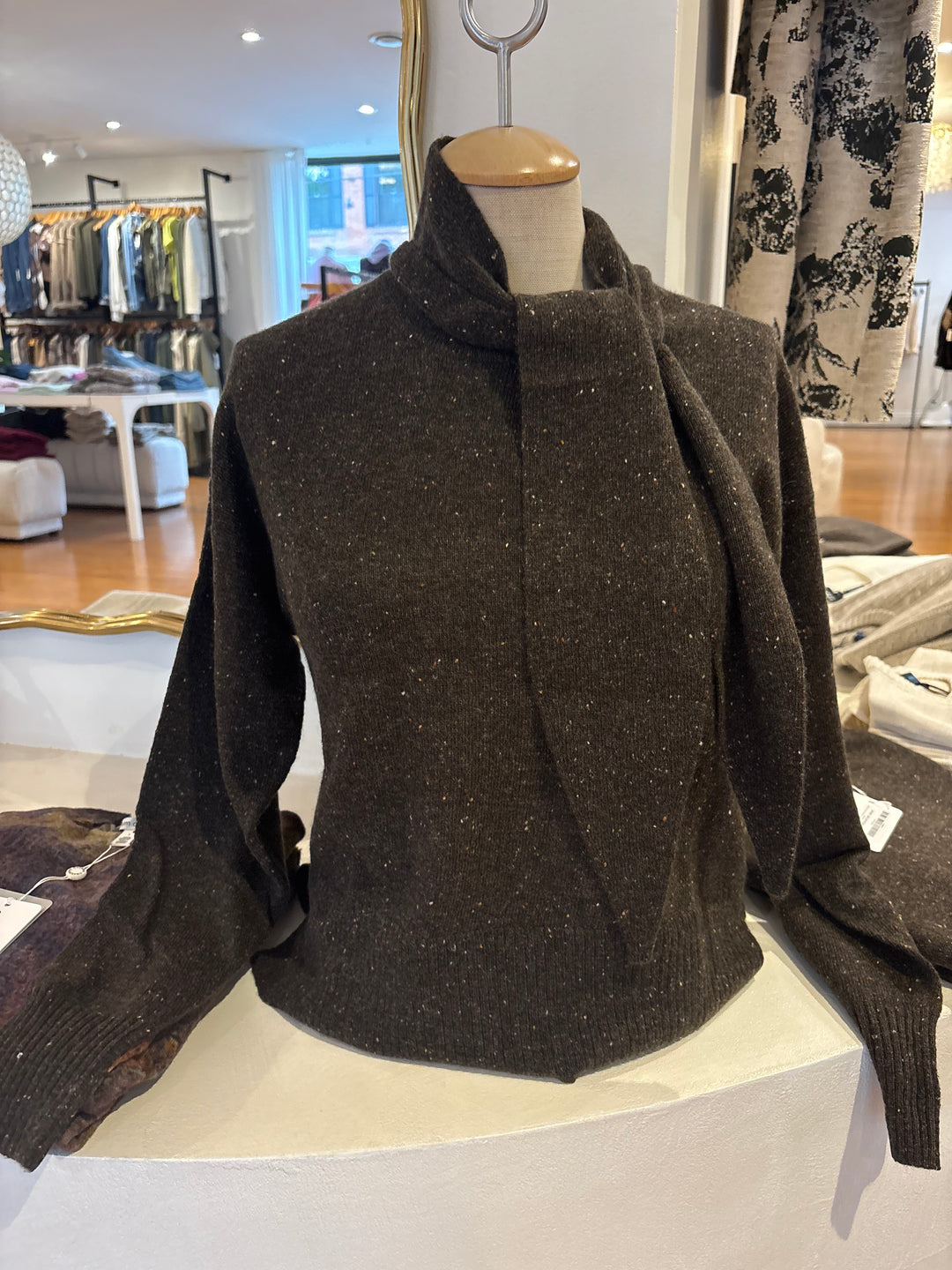 DETACHABLE TIE NECK CREW (CHOCOLATE CHIP) - AUTUMN CASHMERE