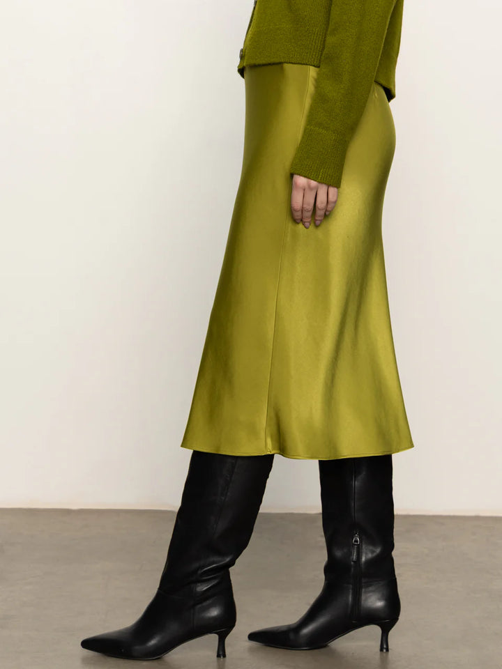 EVERYDAY MIDI SKIRT (MARTINI OLIVE)- SANCTUARY