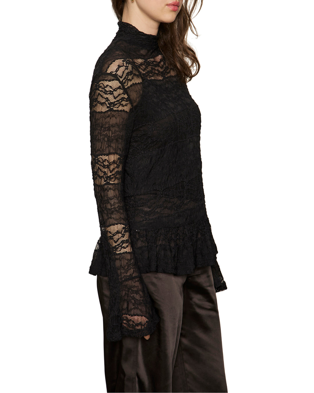 RUFFLE LACE TOP (BLACK) - SANCTUARY