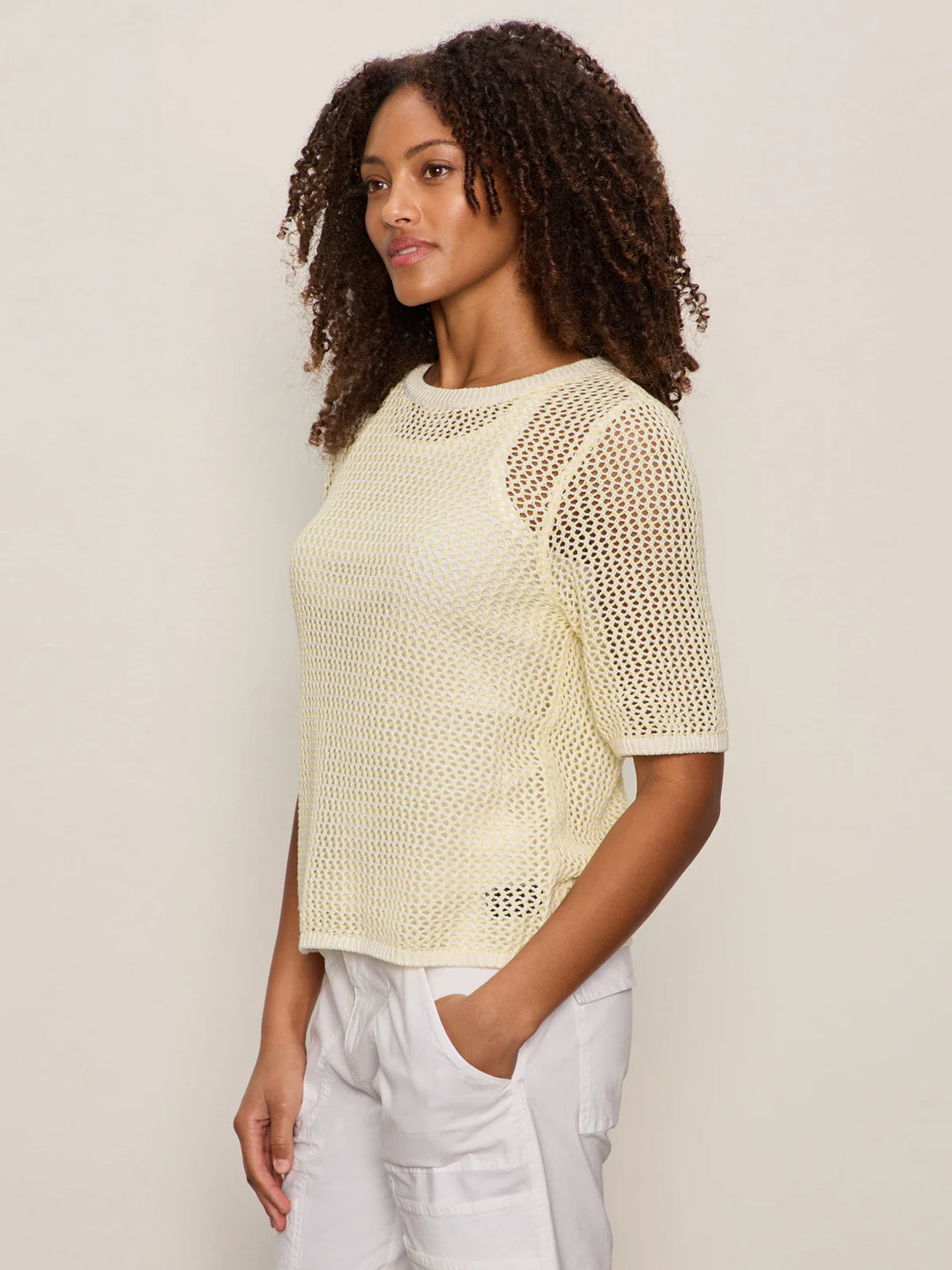 OPEN KNIT SWEATER TEE (LEMON DROP/CHALK) - SANCTUARY