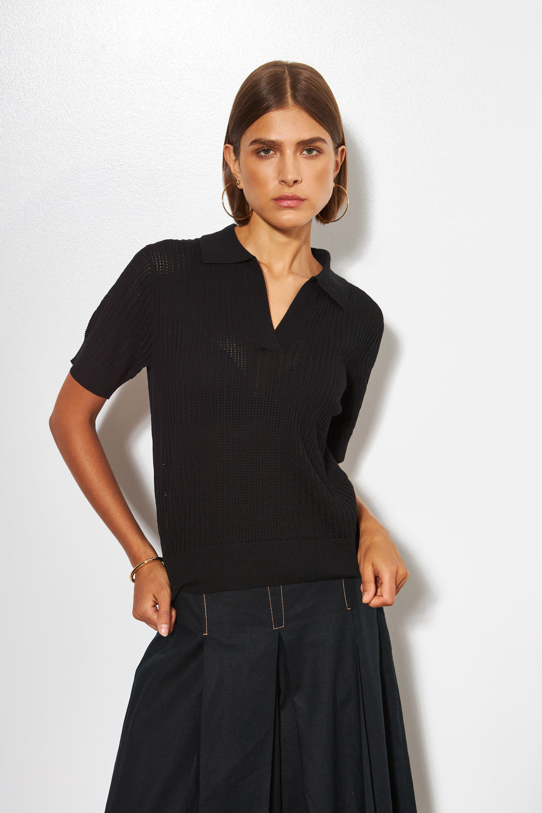 EMERY SHORT SLEEVE SWEATER (CAVIAR) - LINE