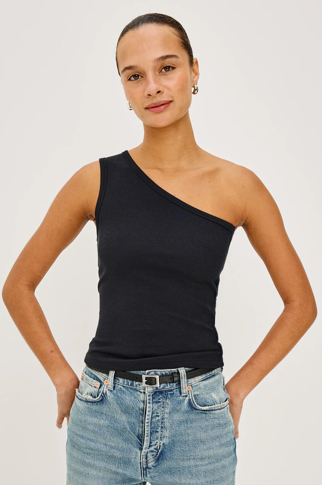 ESTI RIBBED ONE-SHOULDER TOP (BLACK) - RAILS