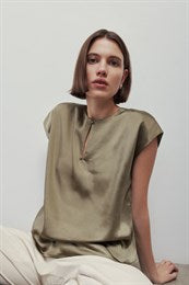 WINA SATIN CAP SLEEVE SHOULDER (MEDIUM KHAKI) - MELISSA NEPTON