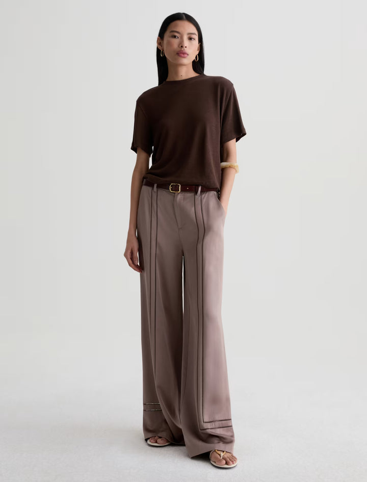 CHARLI COMFORT TEE (OAK BARREL) - A.G. DENIM