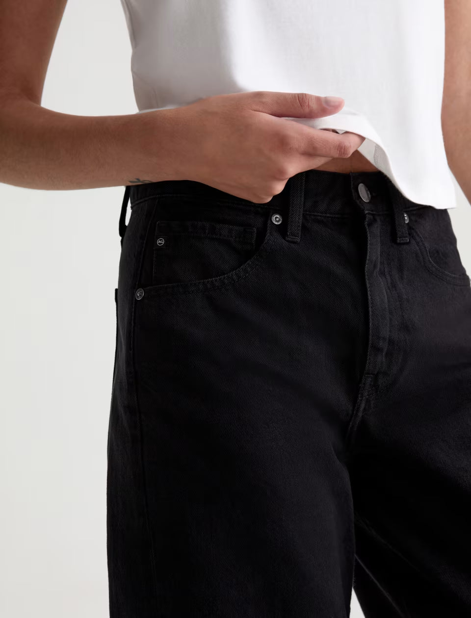 HATTIE JEAN (SUPER BLACK) - A.G. DENIM