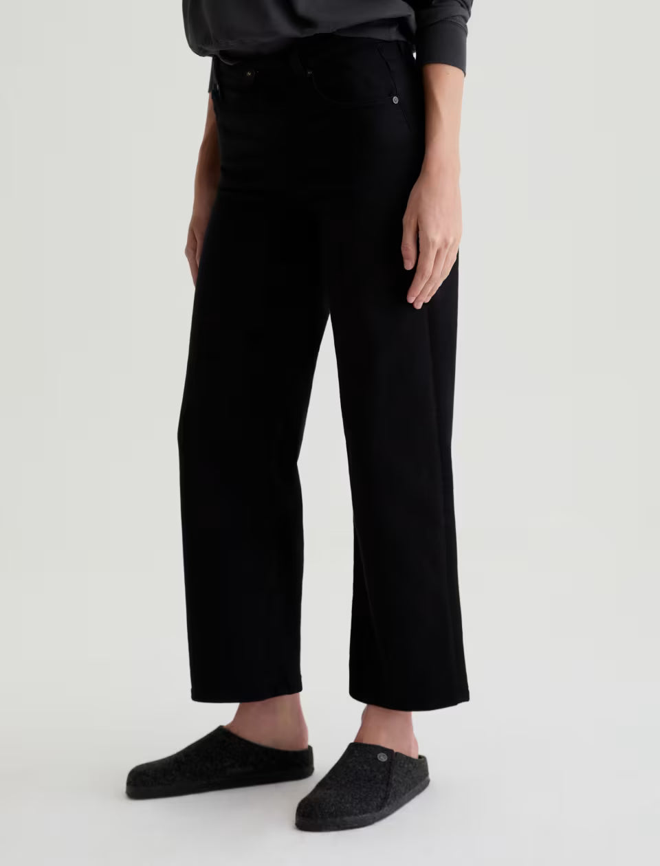 SAIGE WIDE LEG CROP (SUPER BLACK) - A.G. DENIM