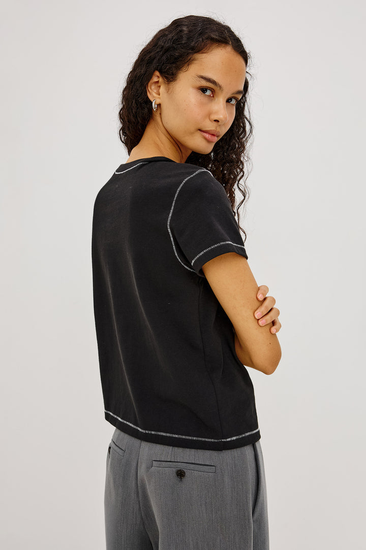 GIRLFRIEND TEE (BLACK CONTRAST) - RAILS