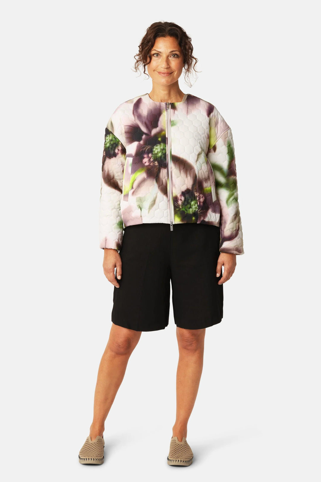 SHORT QUILTED HONEYCOMB JACKET (LIGHT FLOWER) - ILSE JACOBSEN