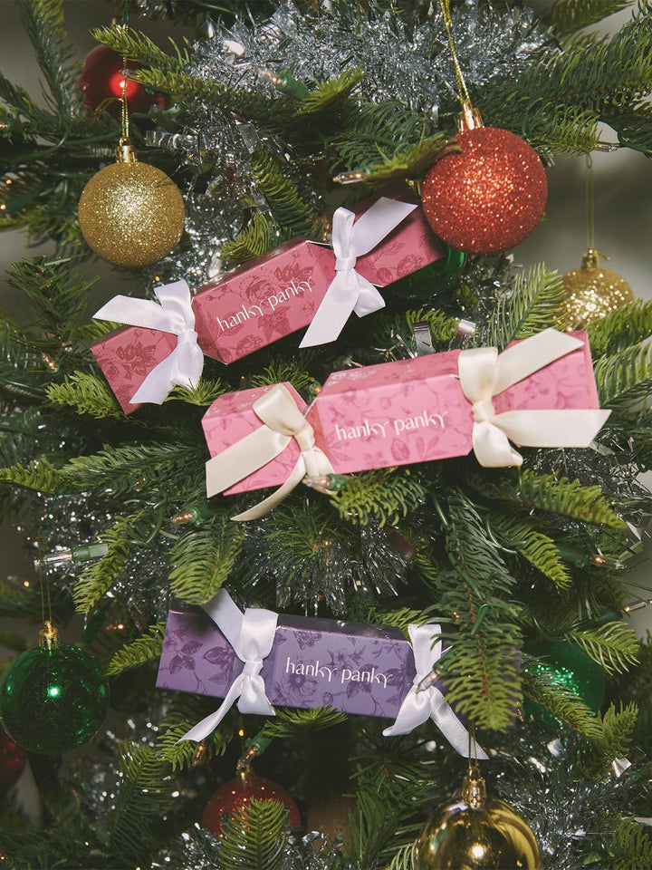 HOLIDAY CRACKER LOW RISE THONG (BEET JUICE) - HANKY PANKY