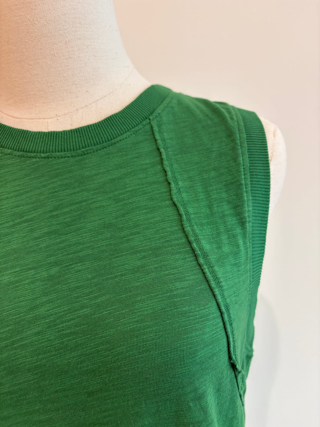 TANK CREW NECK DRESS (GRASS) - BOBI