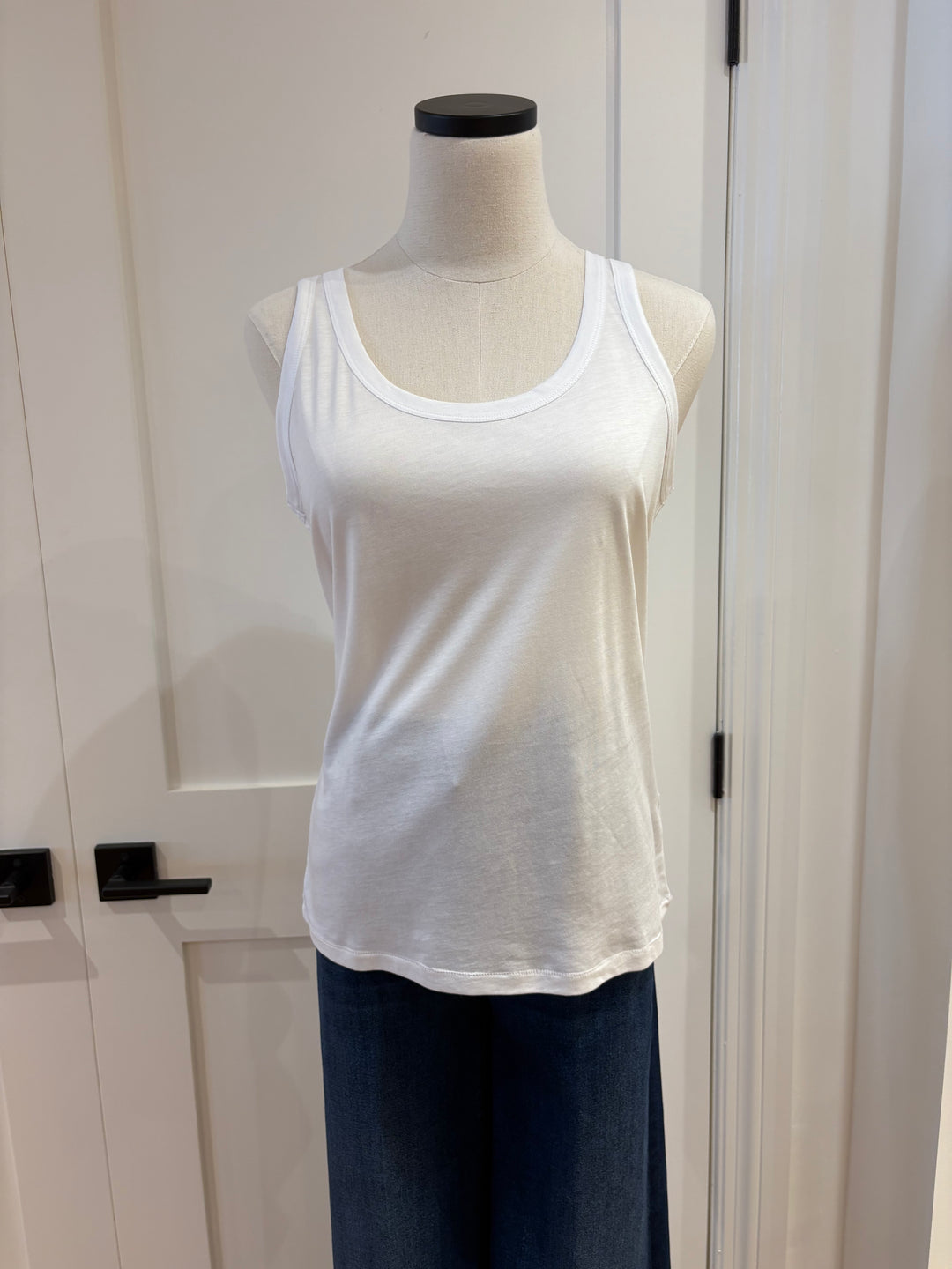 LYOCELL COTTON SCOOP TANK (BLANC) - MAJESTIC FILATURES