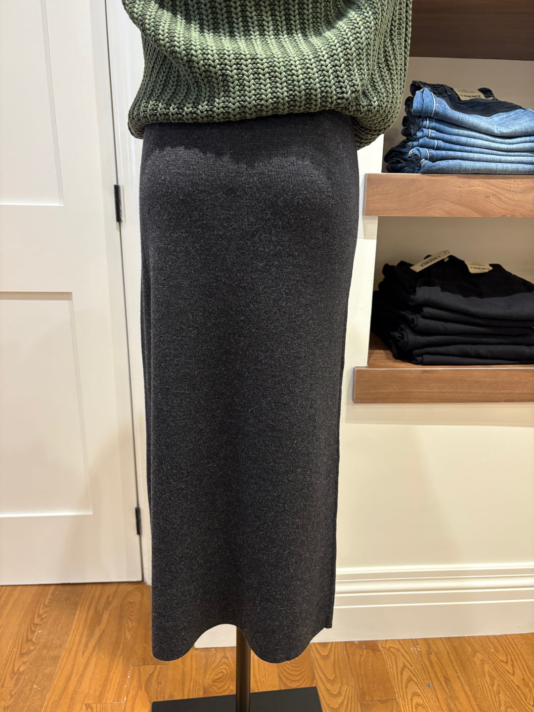 WOOL KNITTED SKIRT (DARK GREY) - REPEAT