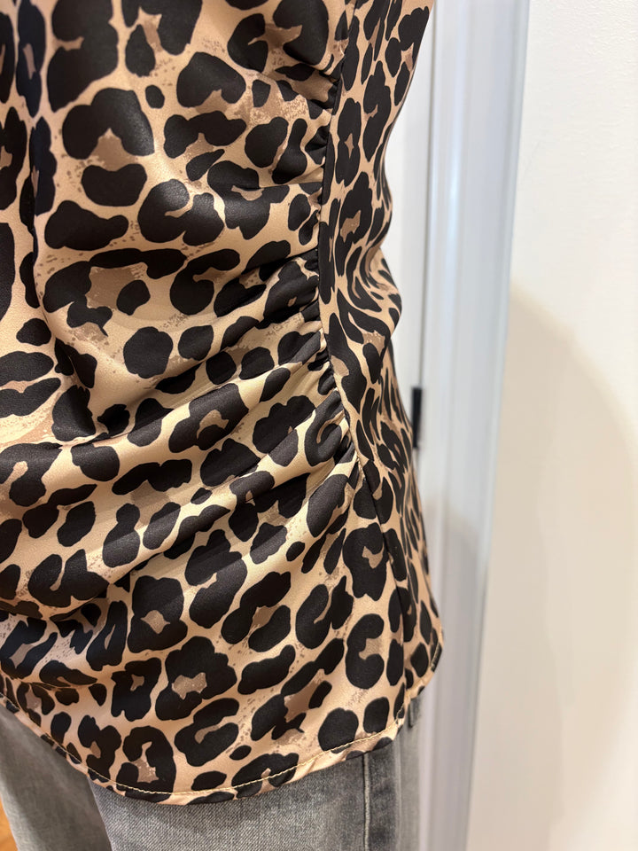 ANIMAL SLEEVELESS TOP - TYLER MADISON