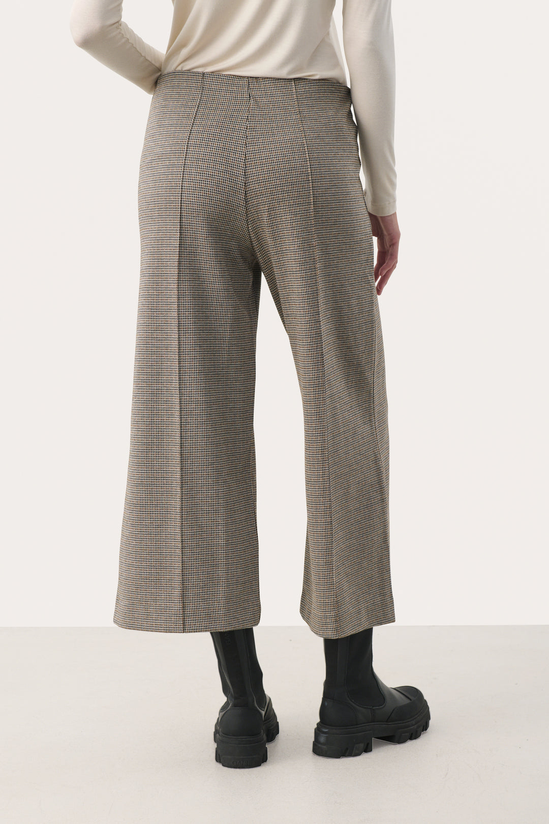 ILISAN PULL-ON TROUSER (BROWN CHECK) - PART TWO